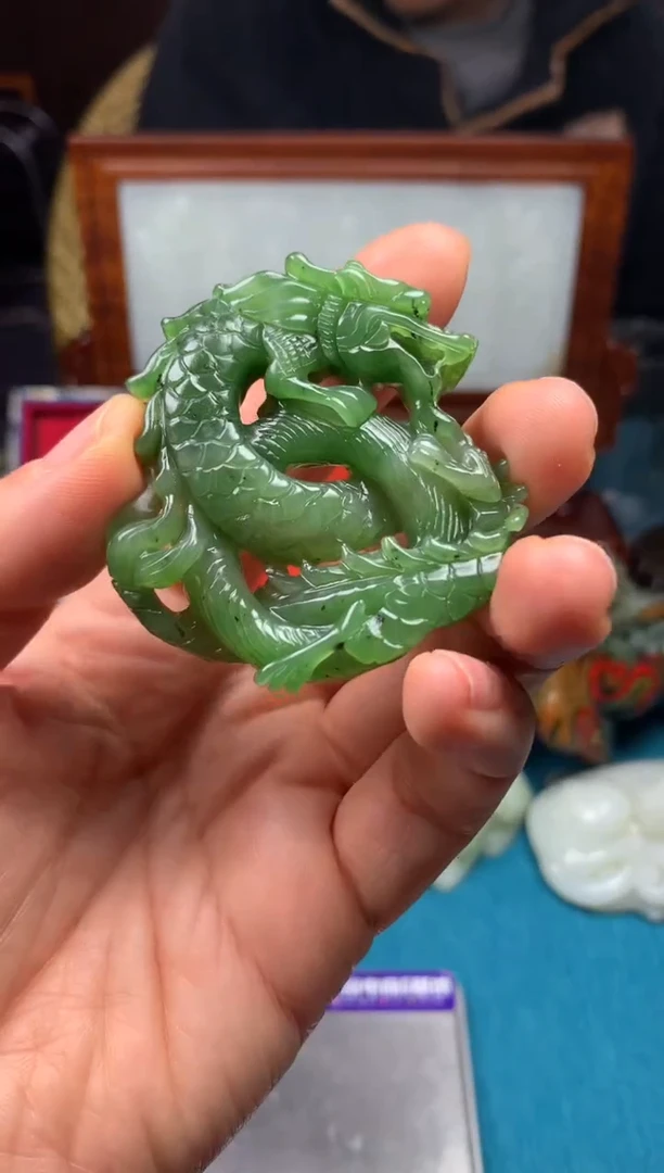 颈饰未镶嵌和田玉拍一发一