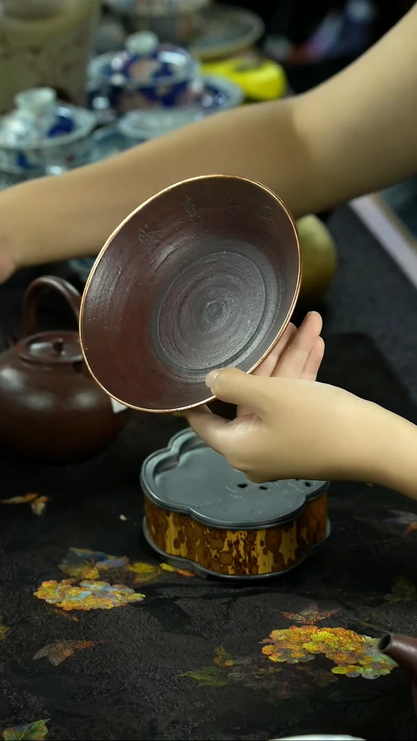 景德镇手绘瓷器放漏场