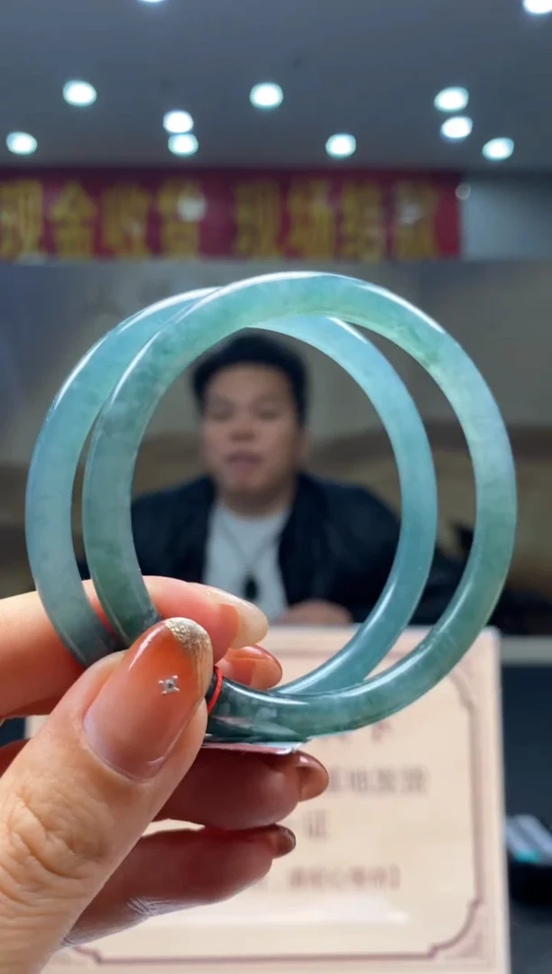 【闪购商品】定制翡翠未镶嵌多样性发货【只发一件】*q250