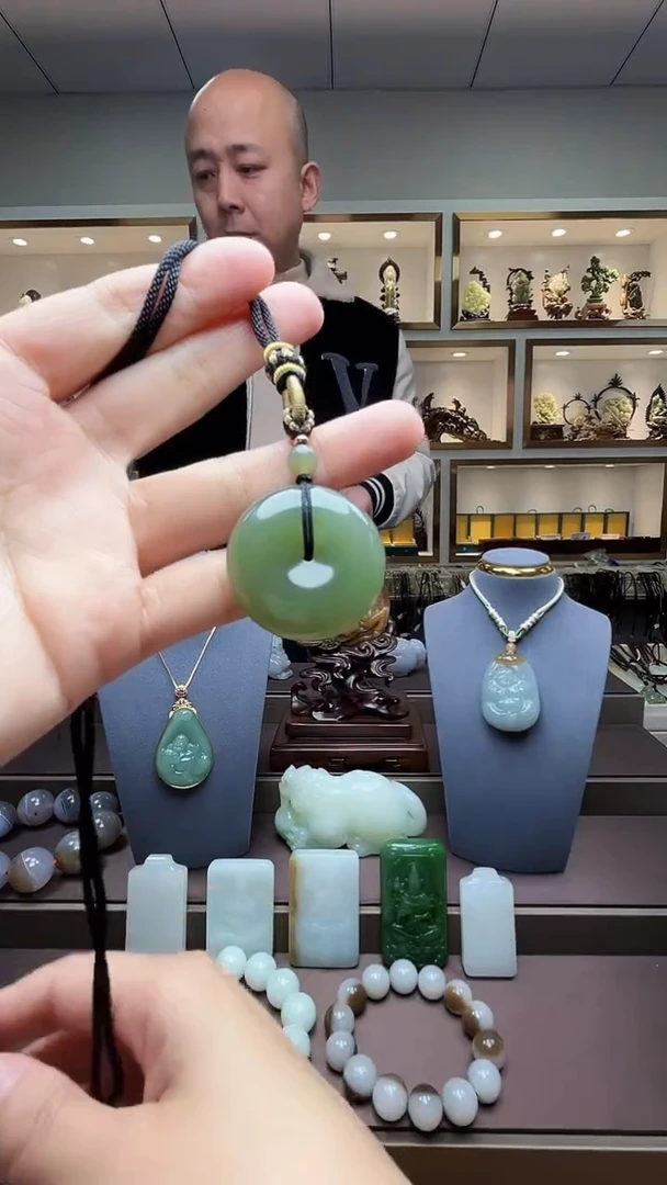 【闪购商品】和田玉挂件未镶嵌苏