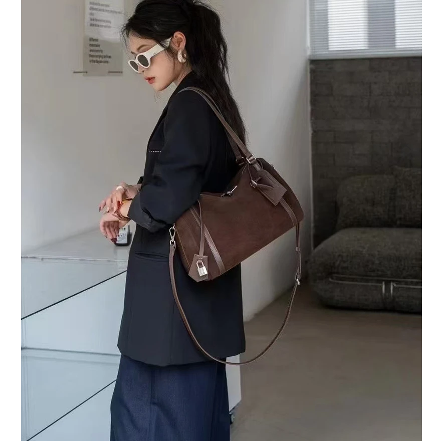 爆款磨砂麂皮绒大容量托特包包女2025新款波士顿手提包单肩斜跨包