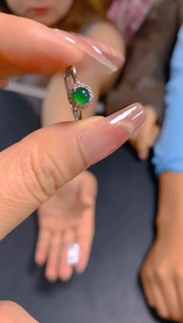 翡翠戒指未镶嵌0951245800多样性发一