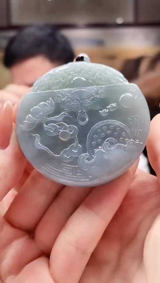 吊坠(不含链)未镶嵌翡翠260