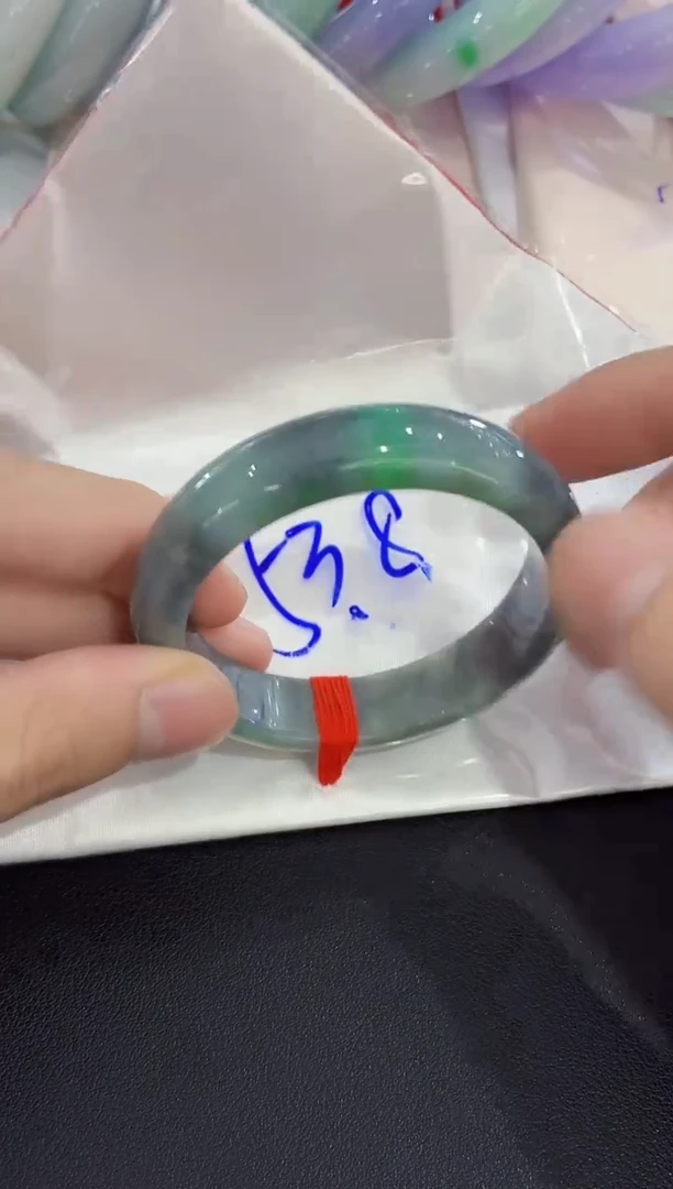 未镶嵌手镯翡翠翡翠手镯