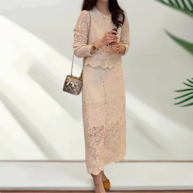 韩系气质名媛蕾丝上衣显瘦半身裙两件套女早春新款温柔轻熟风套装