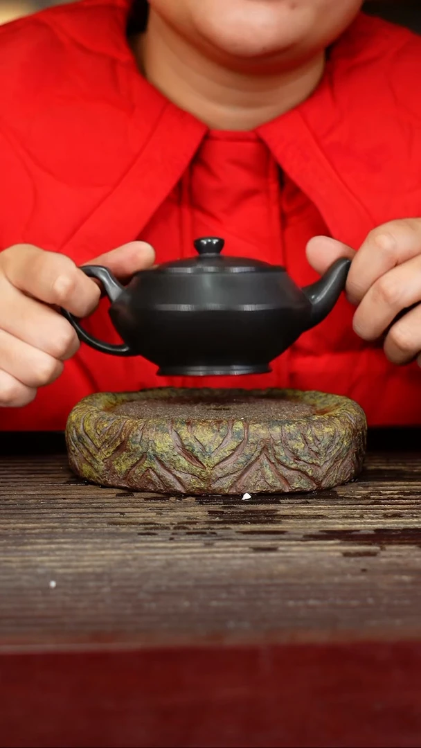 宜兴原矿紫砂壶茶壶宜兴原矿紫砂壶茶壶200C