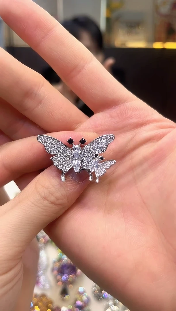 无铜合金精品饰界