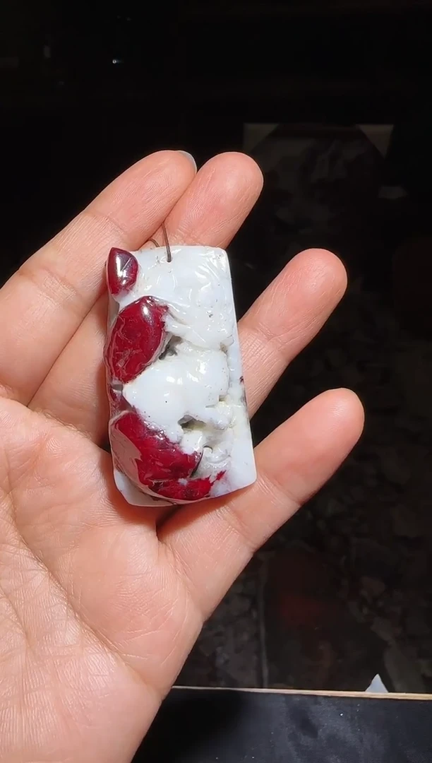 天然辰砂朱磁吊坠49