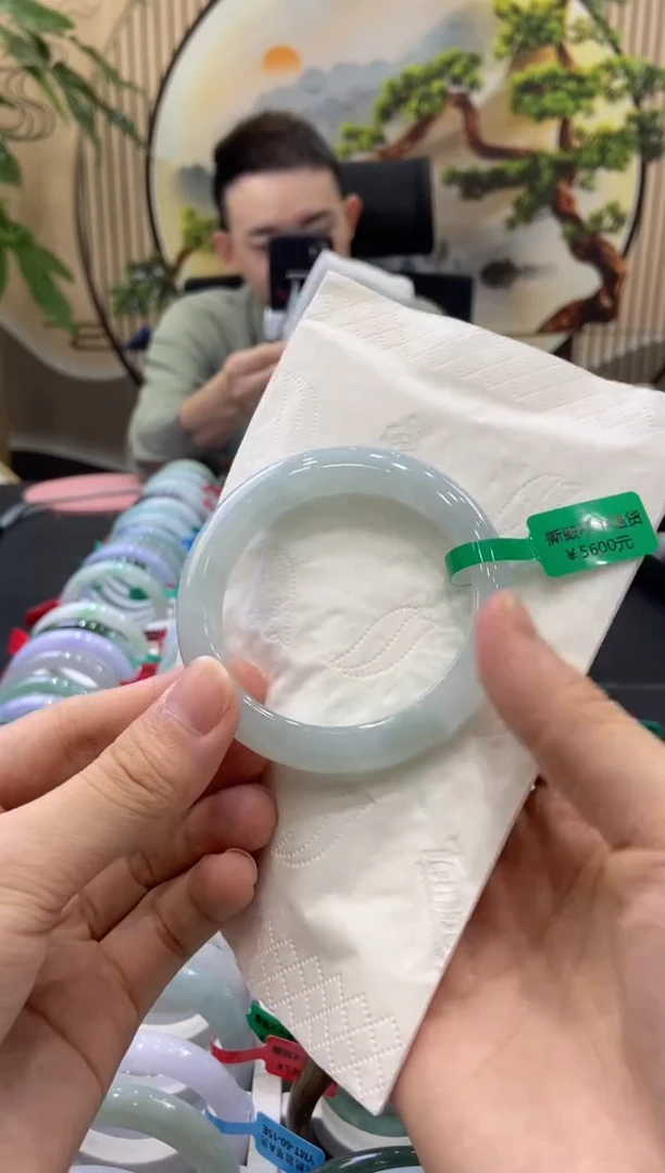 未镶嵌手镯翡翠5062