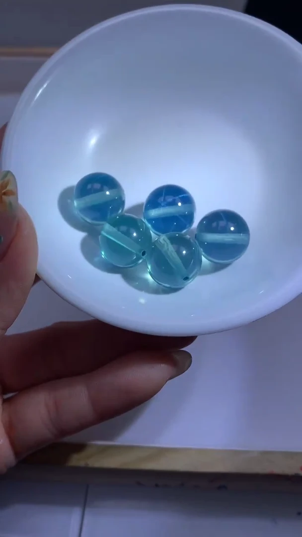 未镶嵌散珠红宝石A2082湖水蓝宝石14mm1个46.8元