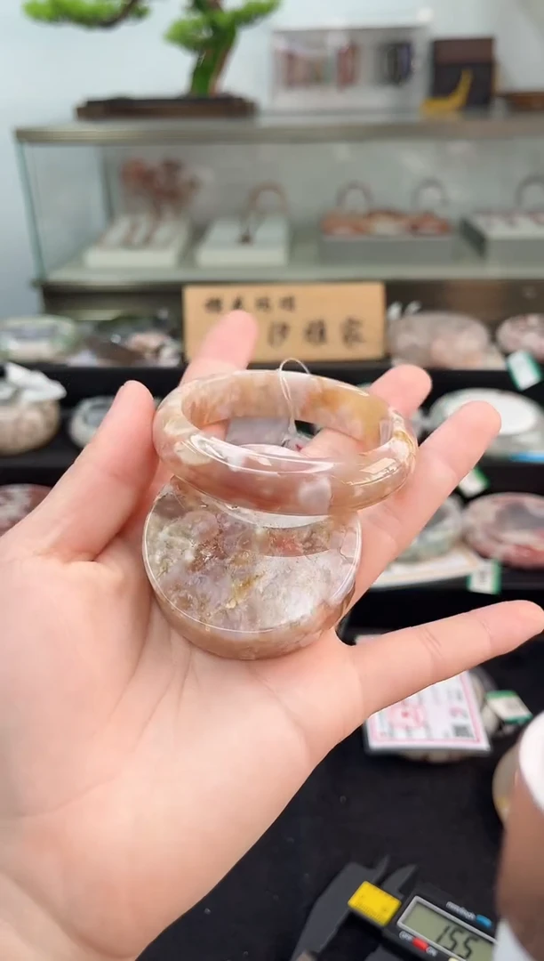 未镶嵌手镯石英质玉54圈口（赠品镯心）6658194