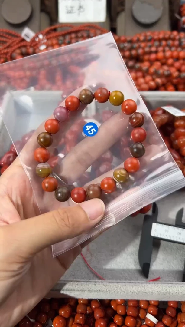 南红玛瑙手串未镶嵌10+