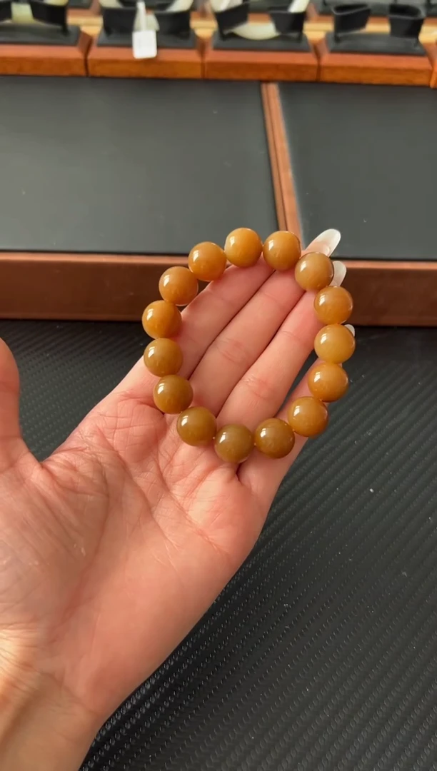 未镶嵌手串和田玉若羌微色差卡14