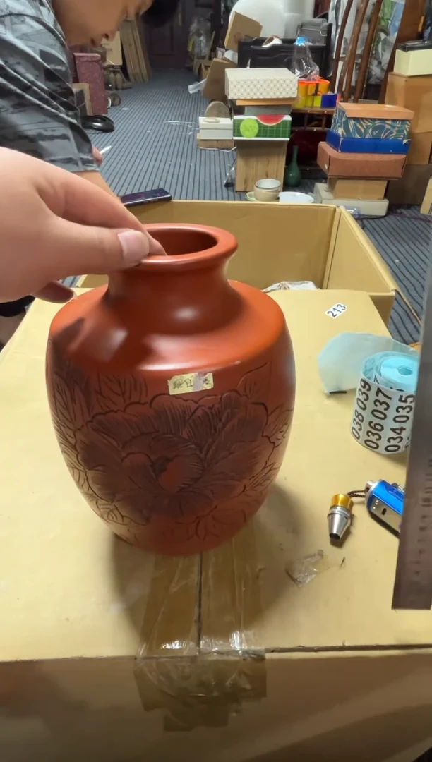 高端精品瓷器一物一拍