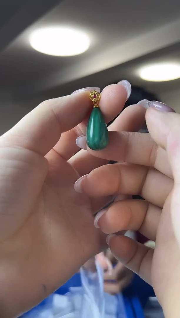 未镶嵌孔雀石·（多样性发一件）