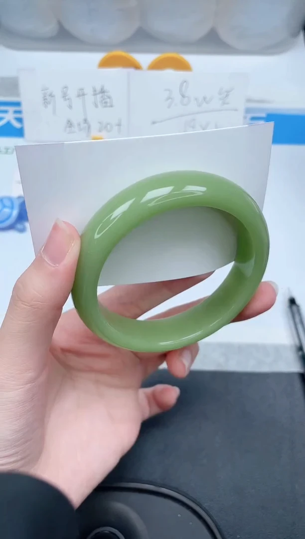 石英质玉手镯未镶嵌384-60