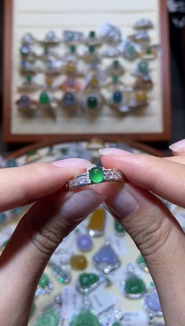 翡翠戒指未镶嵌天然缅甸A货翡翠蛋面