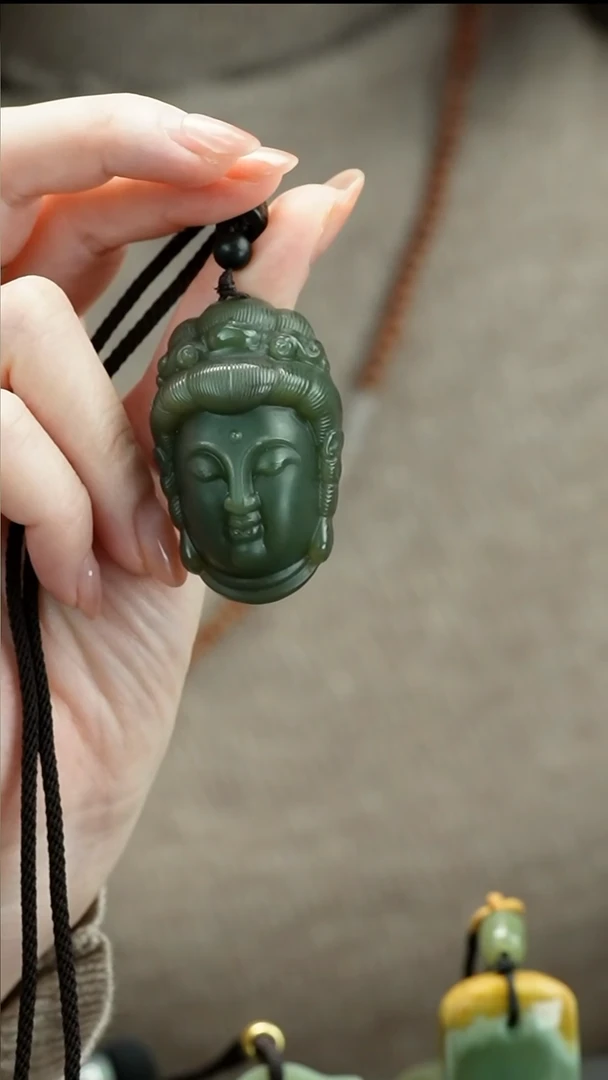 吊坠(赠链)未镶嵌和田玉观音头