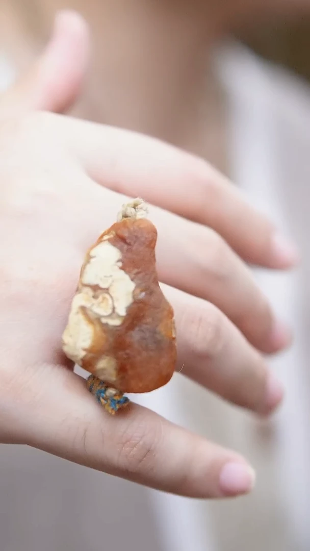 未镶嵌琥珀戒指蜜蜡戒指