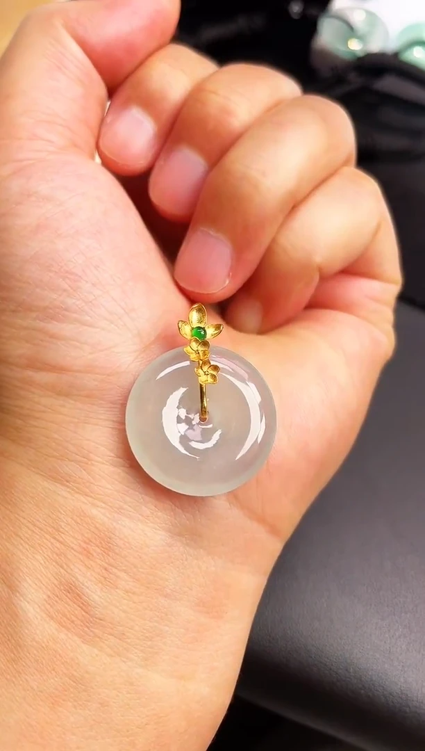 颈饰18K金镶嵌翡翠【64】平安扣 尺寸 30.6   24.1   5.5mm