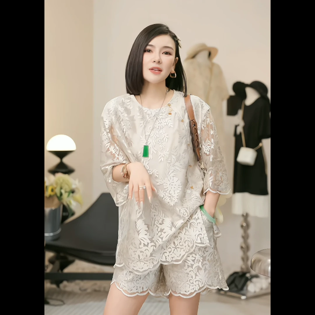 【燕子设计师品牌】夏季小众设计镂空刺绣贵气感流光套装X 19593 X