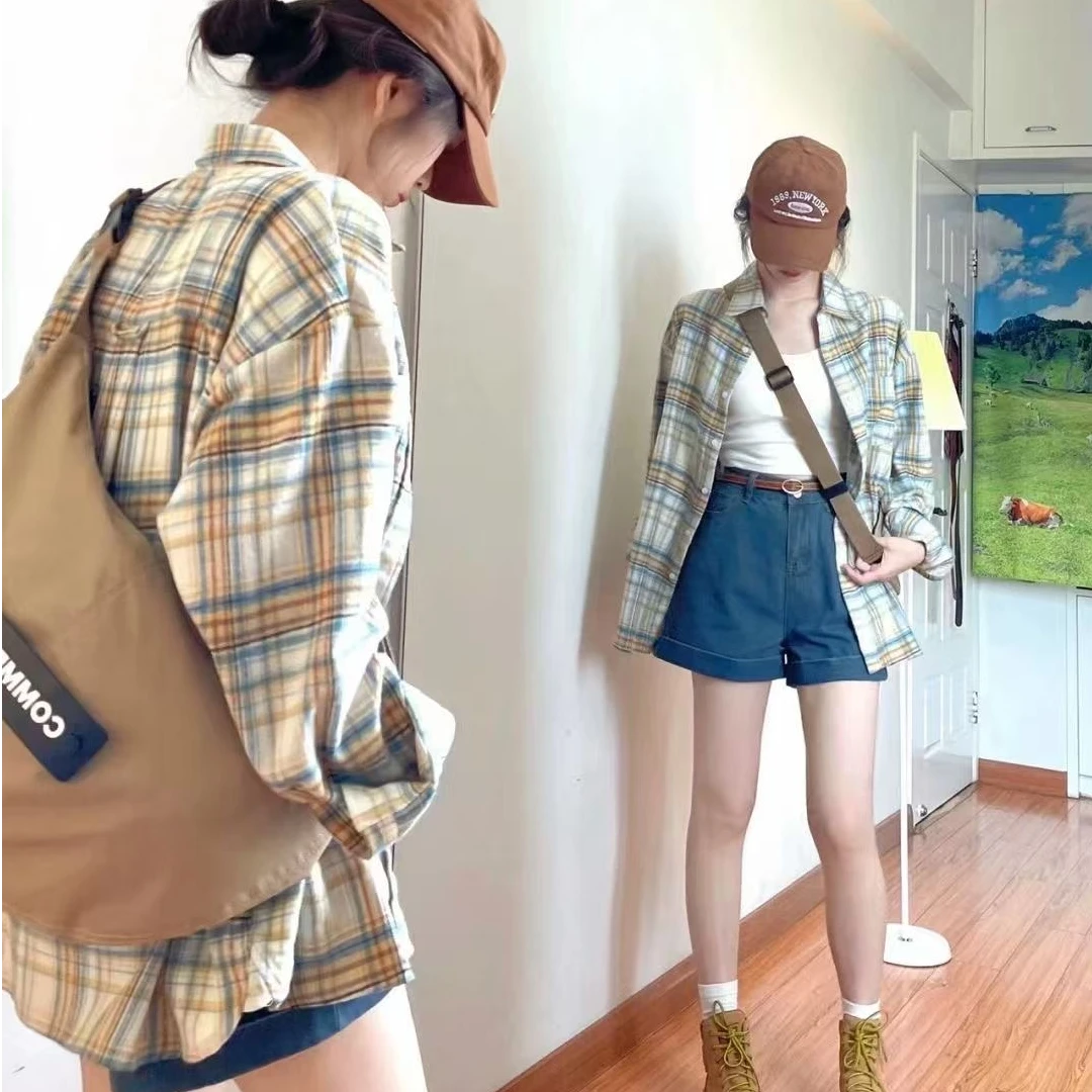 1011春季新款爆火格子衬衫上衣薄款简约洋气大气上衣