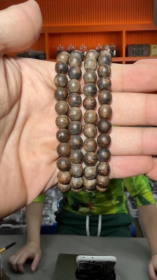 沉香手串204号单圈伽罗0.8多样性发一