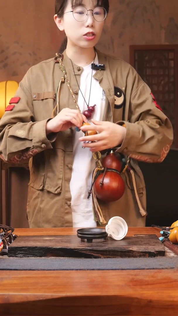 724号精品葫芦理性消费拍拍退退限购