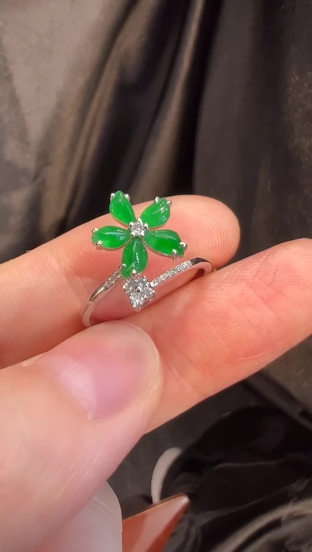 18K金镶嵌戒指翡翠L6戒指