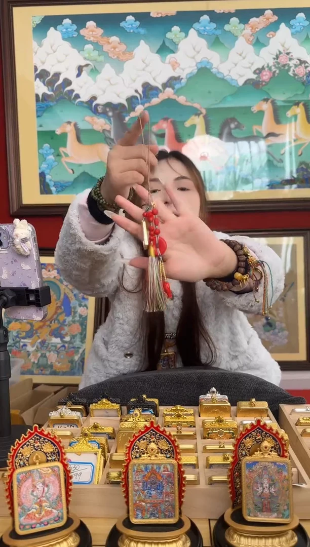 吊坠车挂-热贡纯手绘-安安