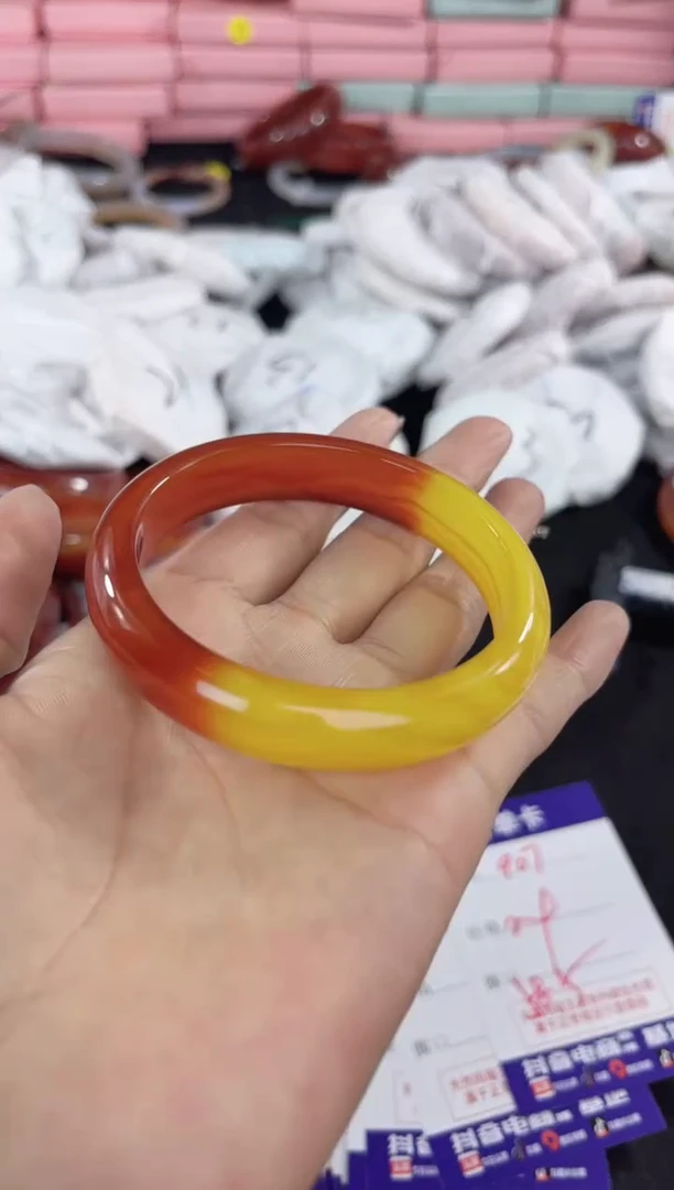 【闪购商品】玛瑙/玉髓手镯未镶嵌907