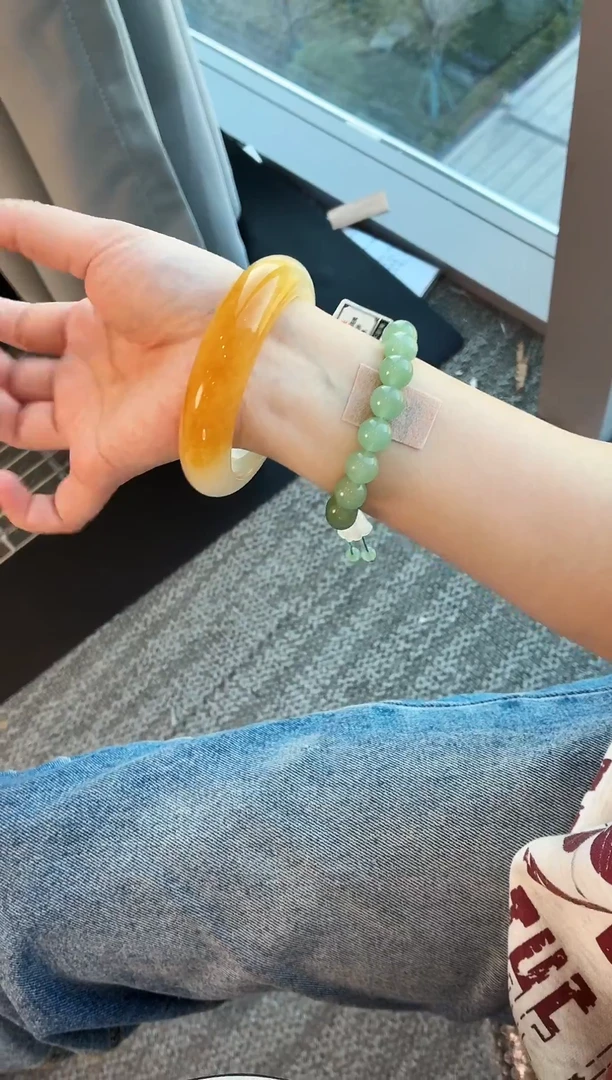 未镶嵌手镯石英质玉43.58