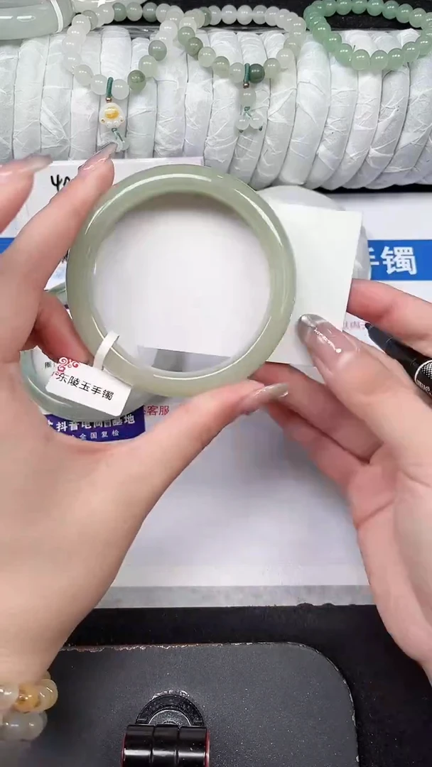 未镶嵌手镯石英质玉285-58/59