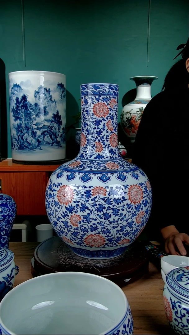 摆件陶人***节景德镇手绘陶瓷88888