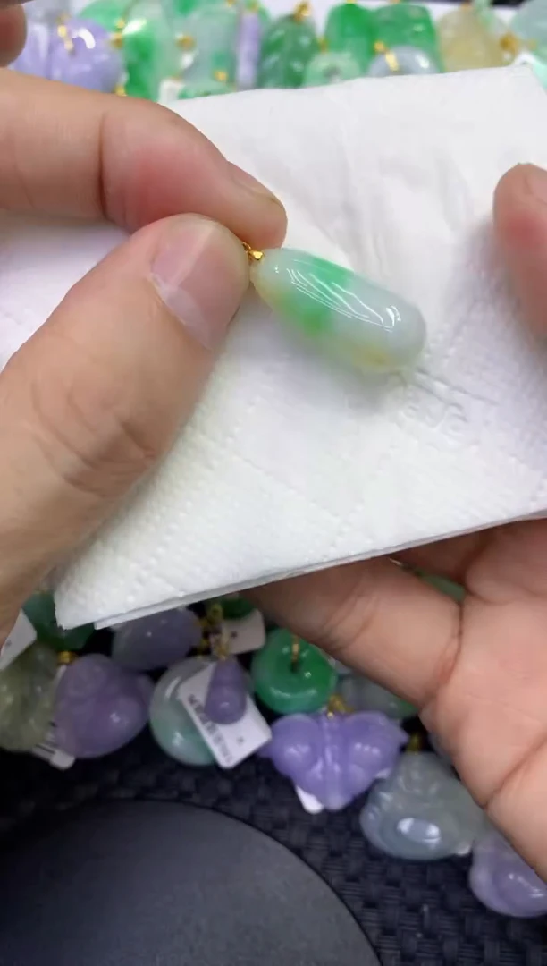 颈饰未镶嵌翡翠天然缅甸A货翡翠