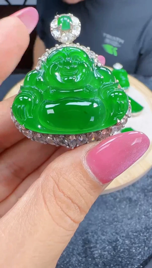 定制翡翠未镶嵌翡翠吊坠83