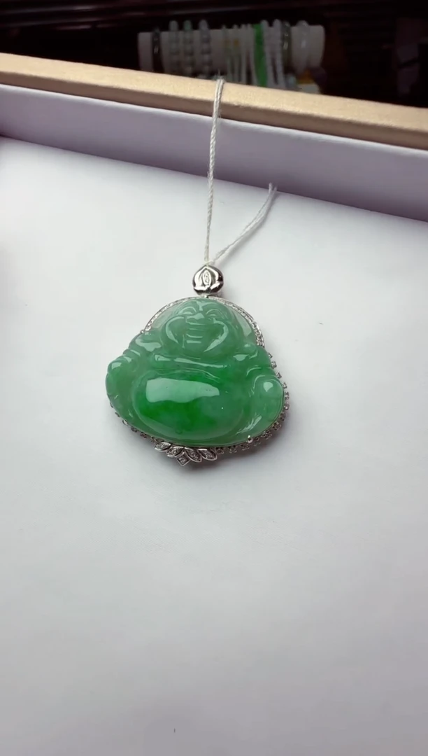 【闪购商品】翡翠颈饰18K金镶嵌佛公