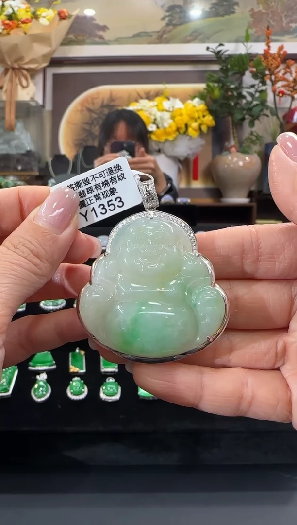 颈饰18K金镶嵌翡翠Y1353佛公