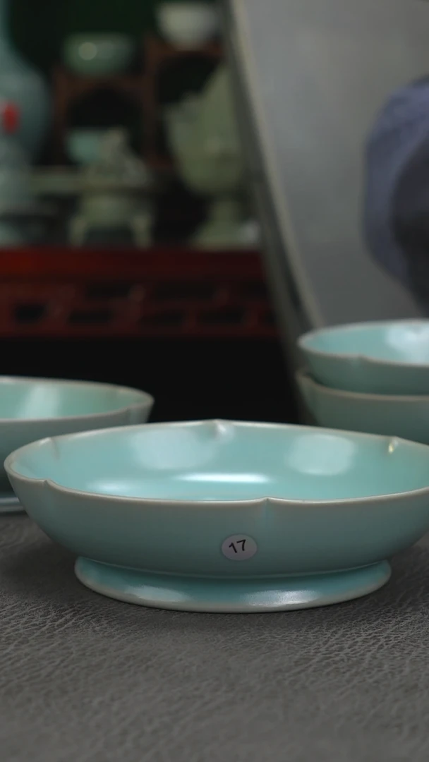 天蓝釉  17号葵口洗  14.6一级品微瑕简包-二