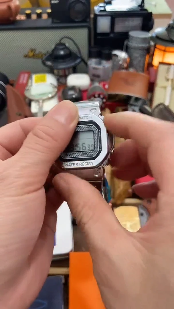 瓷片闪购商品 如图所示