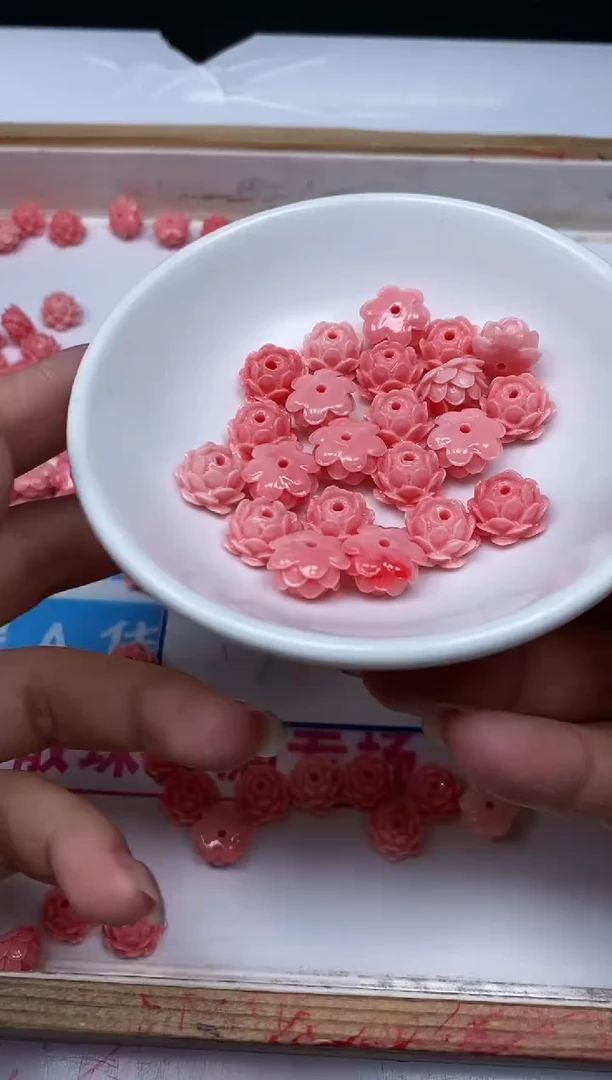 未镶嵌拼合珍珠（马贝珠）散珠E32 女皇贝 睡莲8*12mm6个8.8元