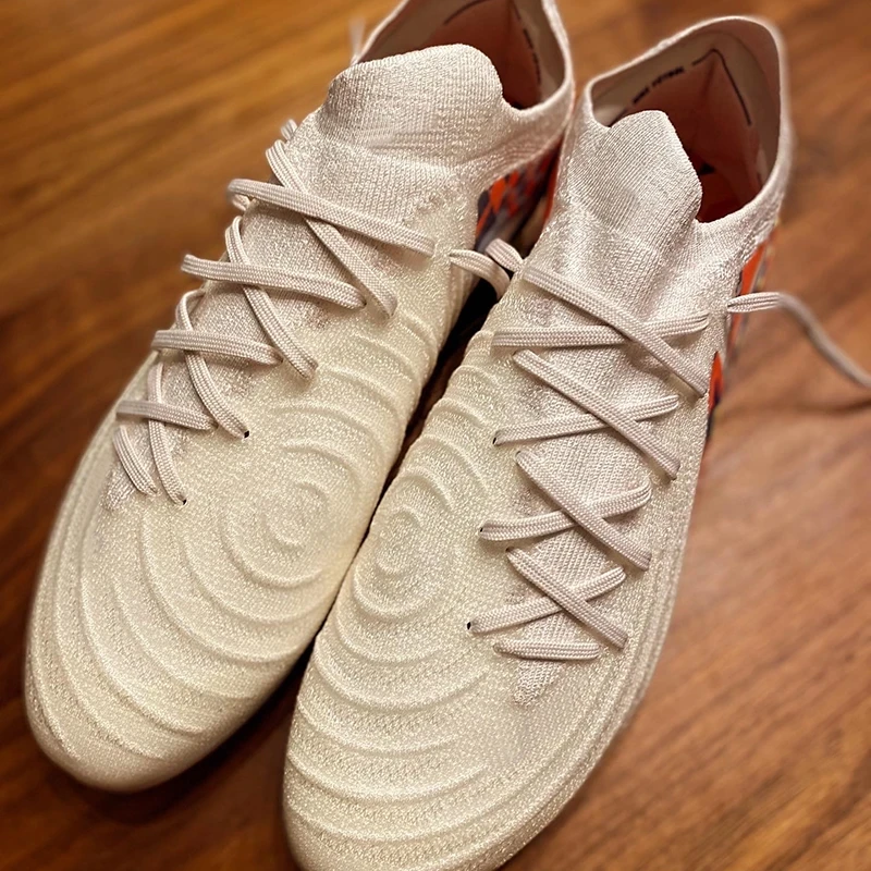 Phantom+GX2+luna+AG/FG长钉高端低帮哈兰德同款足球月煞