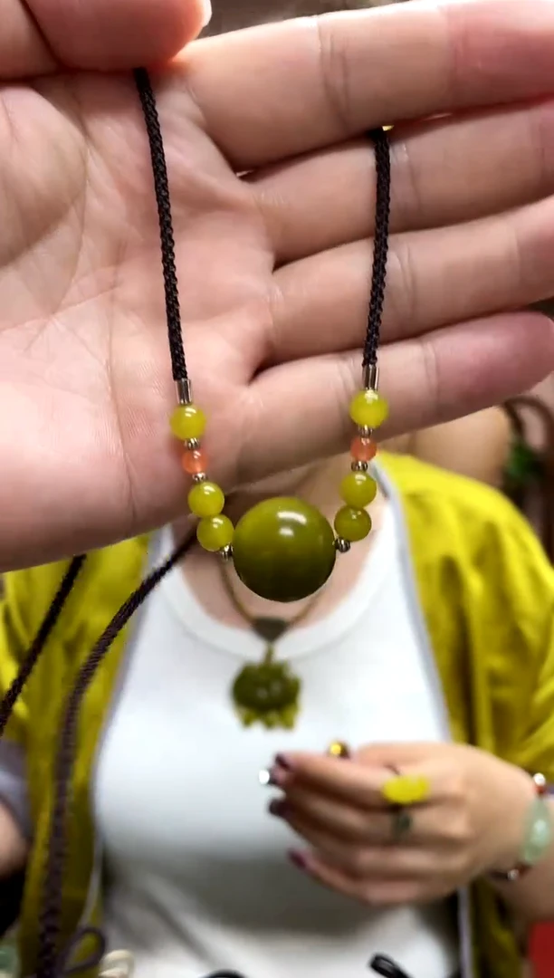 岫玉未镶嵌吊坠多样性发货其中发一