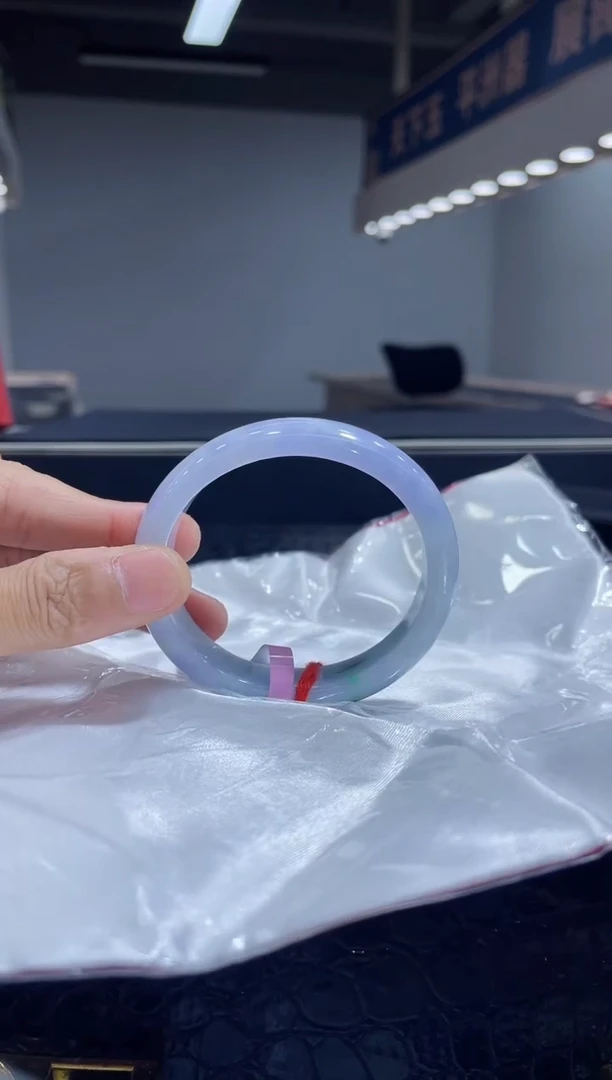 未镶嵌手镯（贵妃镯）翡翠8 5253