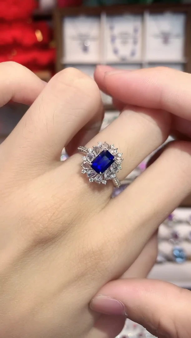 戒指蓝宝石18K金镶嵌1.53ct/天然宝石/七天无理由