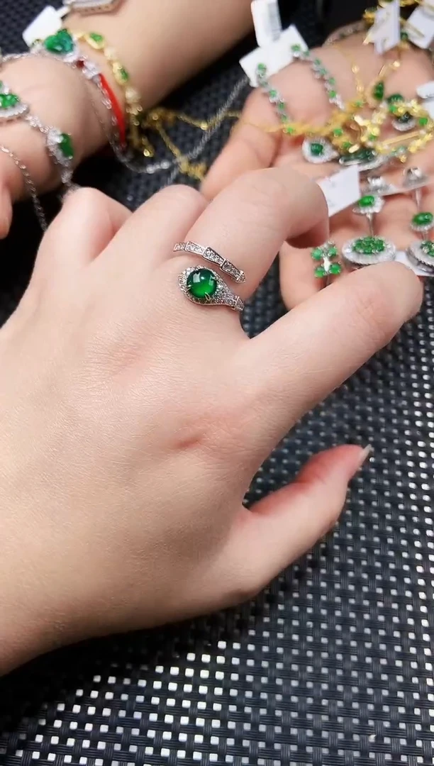 【闪购商品】翡翠戒指未镶嵌111111111