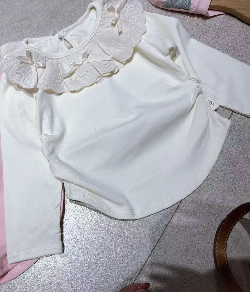 31703白色花边长袖