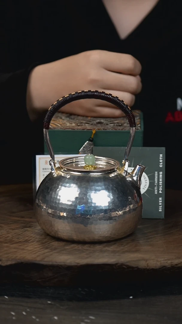手工钱袋子提梁壶