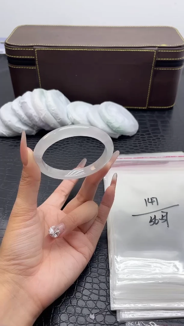 147手镯所见即所得拍啥发啥