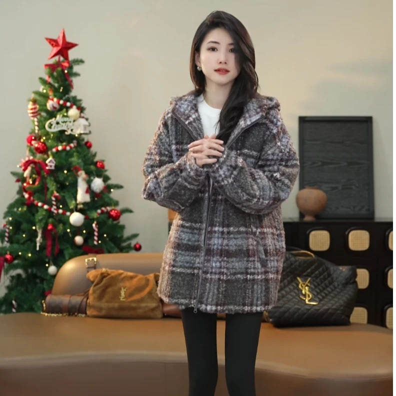 小乖逃时尚灰色格子外套连帽卷毛复古港风宽松秋冬百搭N95320